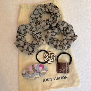 Bundle of Hair Accessories (6)